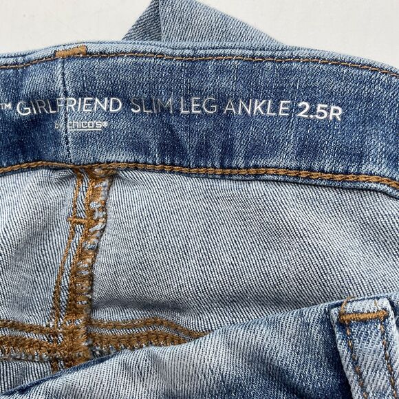 Chico's Perfect Stretch Girlfriend Slim Ankle Jeans Size 2.5R Embellished Split - Picture 4 of 14